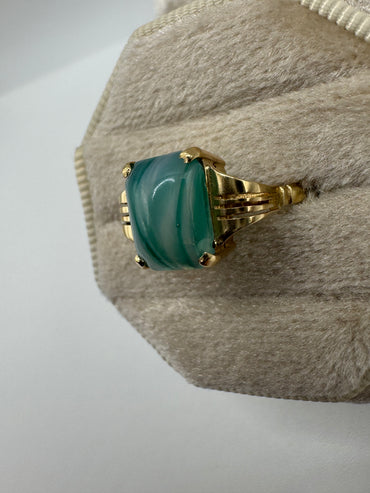 9ct gold agate ring
