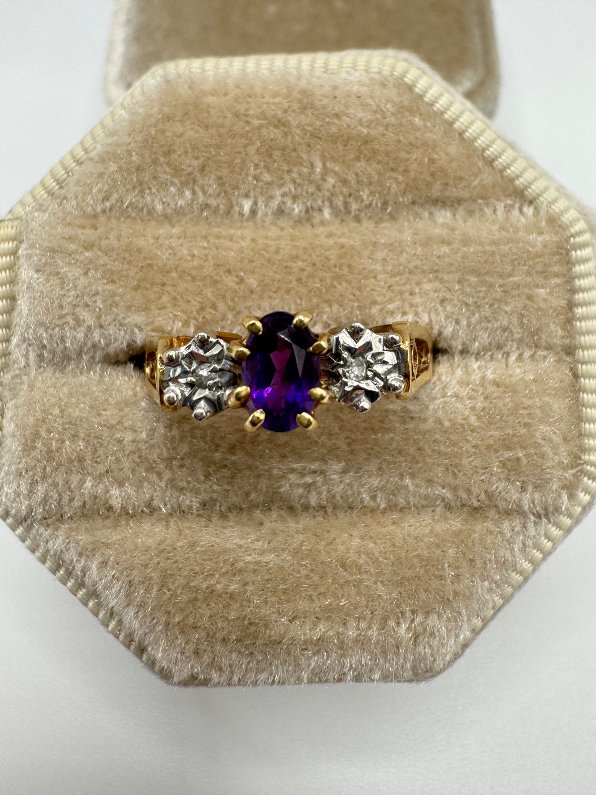 9ct gold amethyst and diamond ring