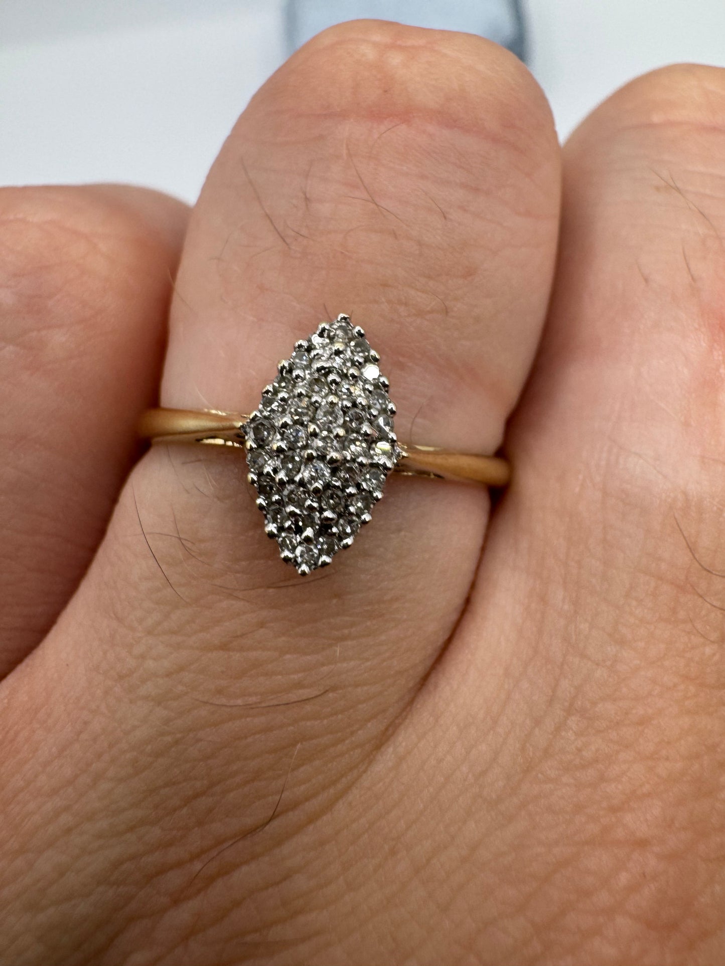9ct gold diamond cluster ring