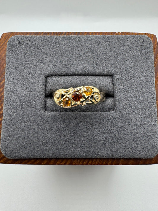 9ct gold citrine gypsy ring