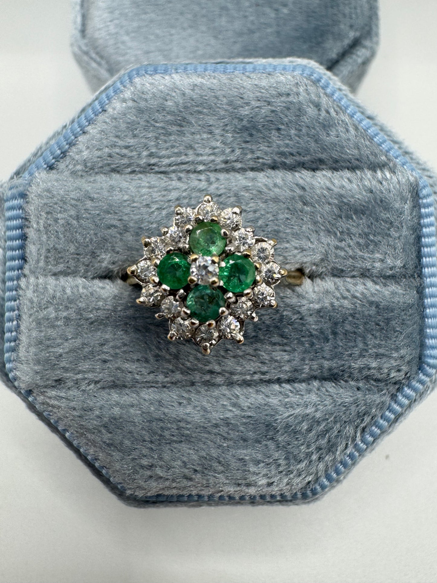 9ct gold emerald and cz ring