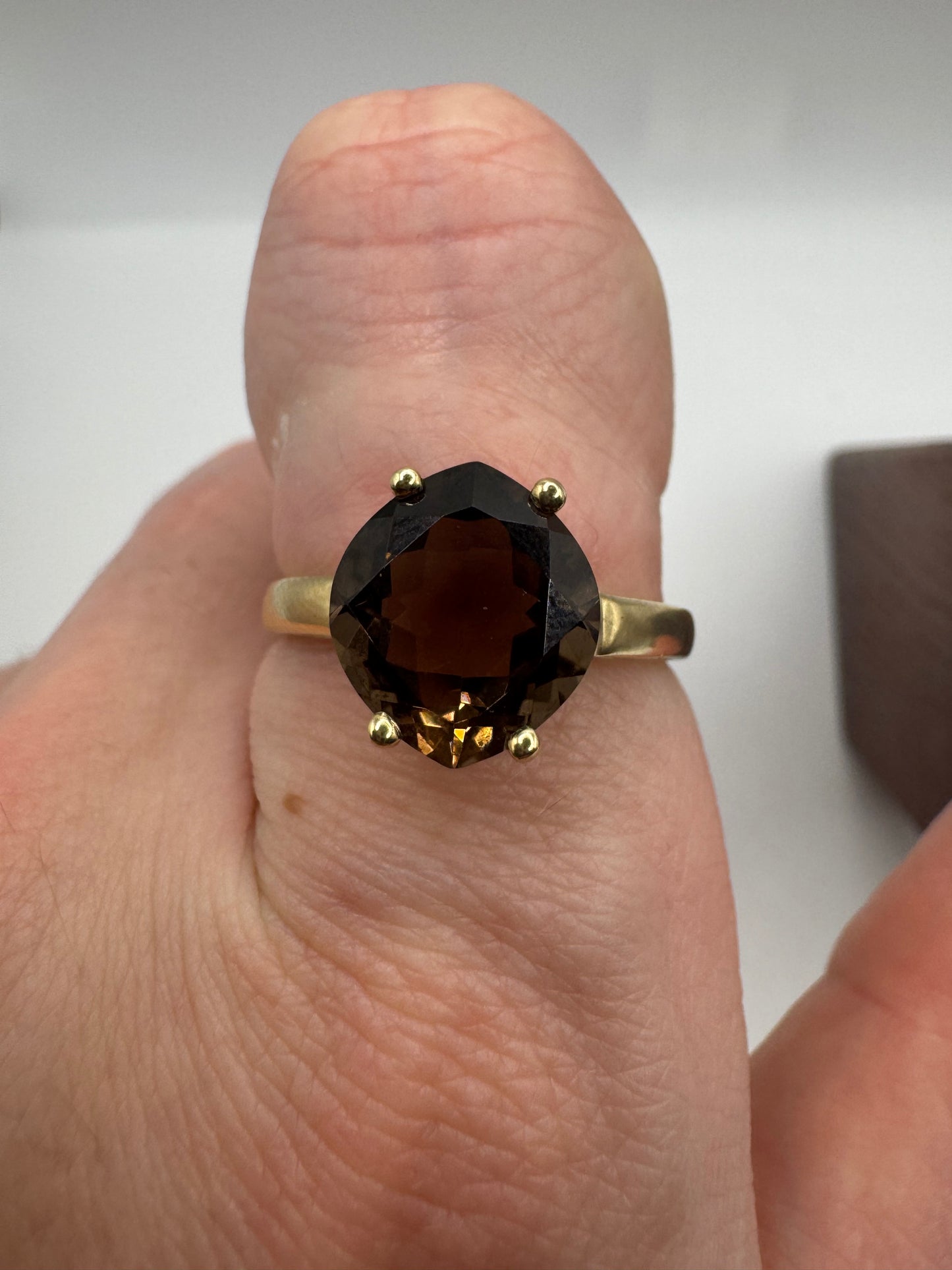9ct gold Smokey quartz ring