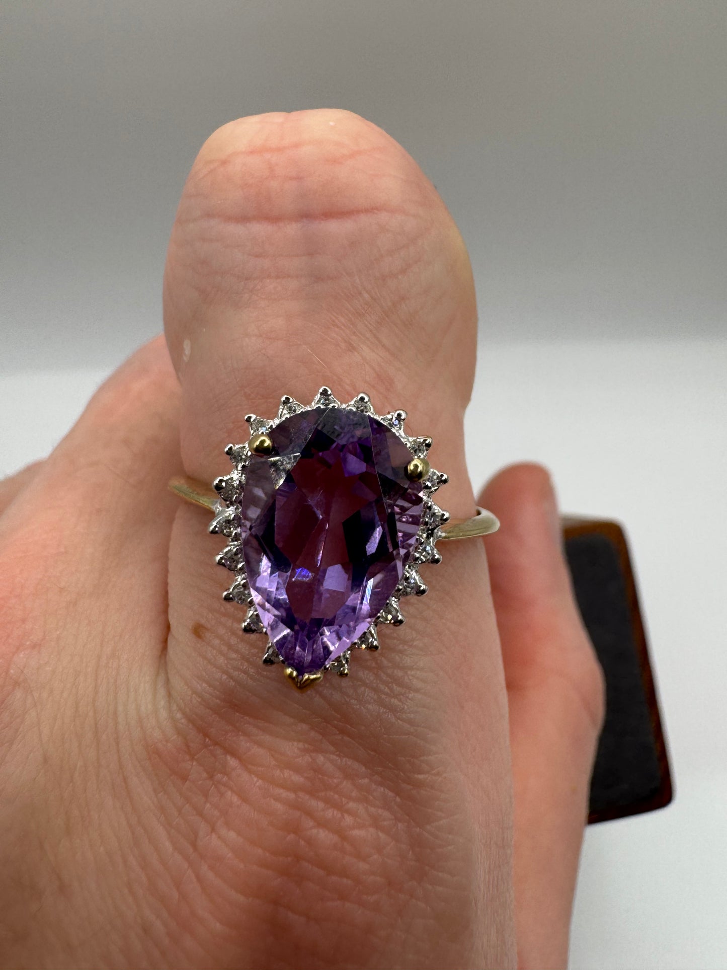 9ct gold amethyst and diamond cocktail ring
