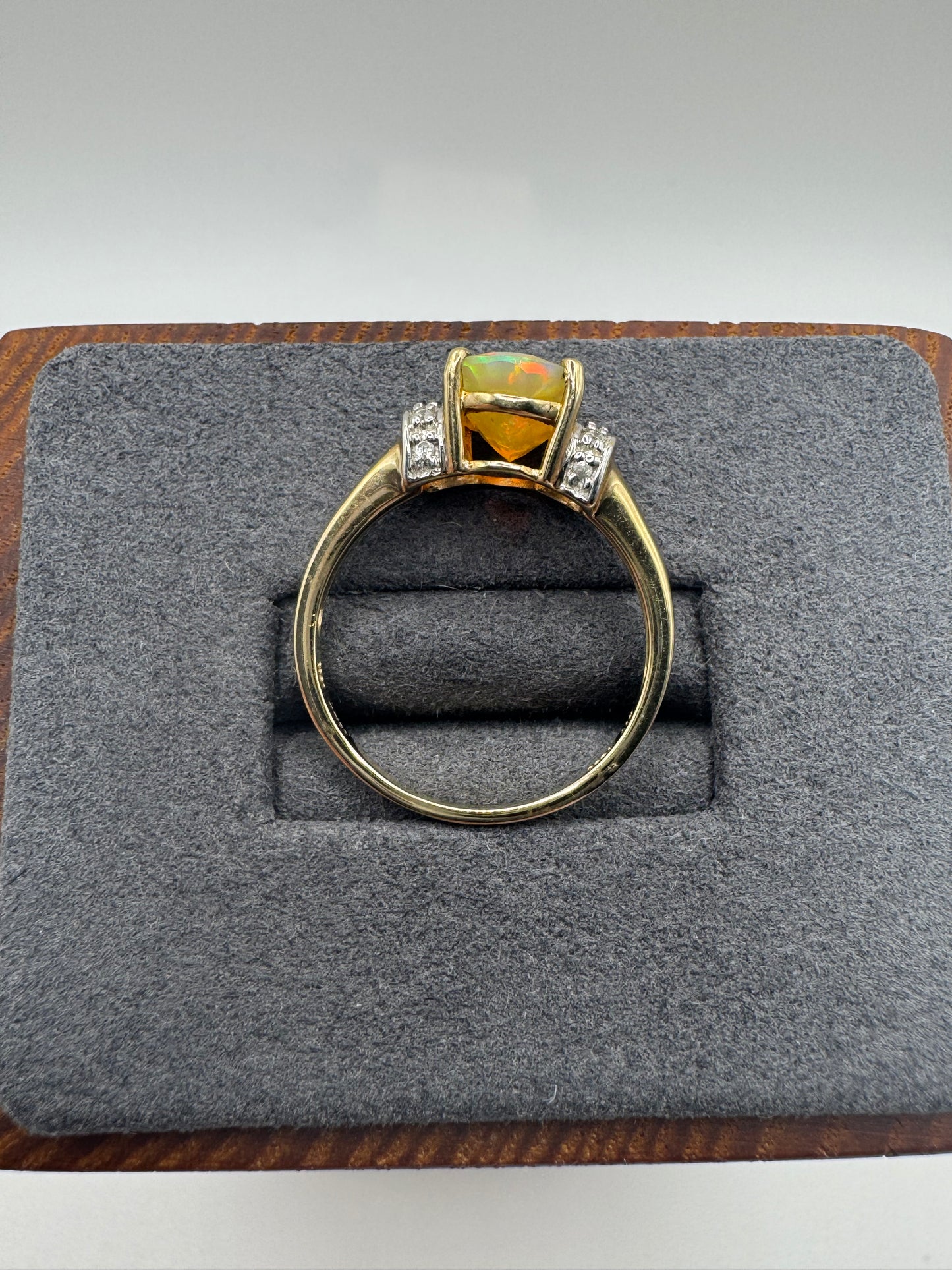 9ct gold opal and diamond ring