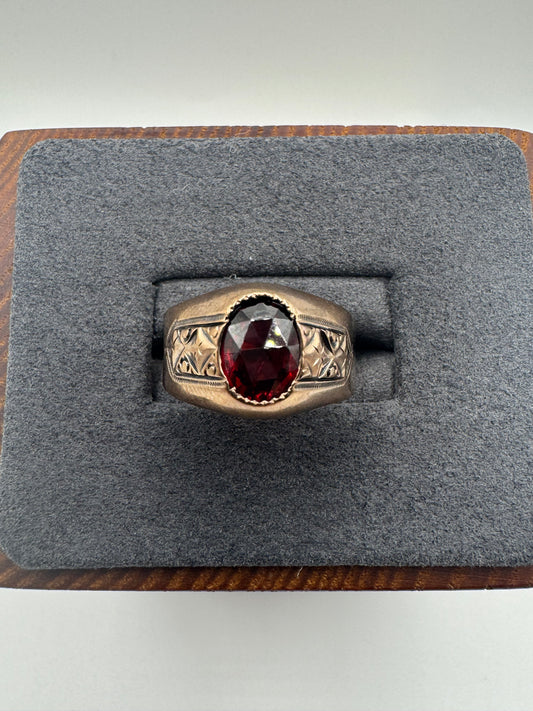 9ct rose gold garnet ring