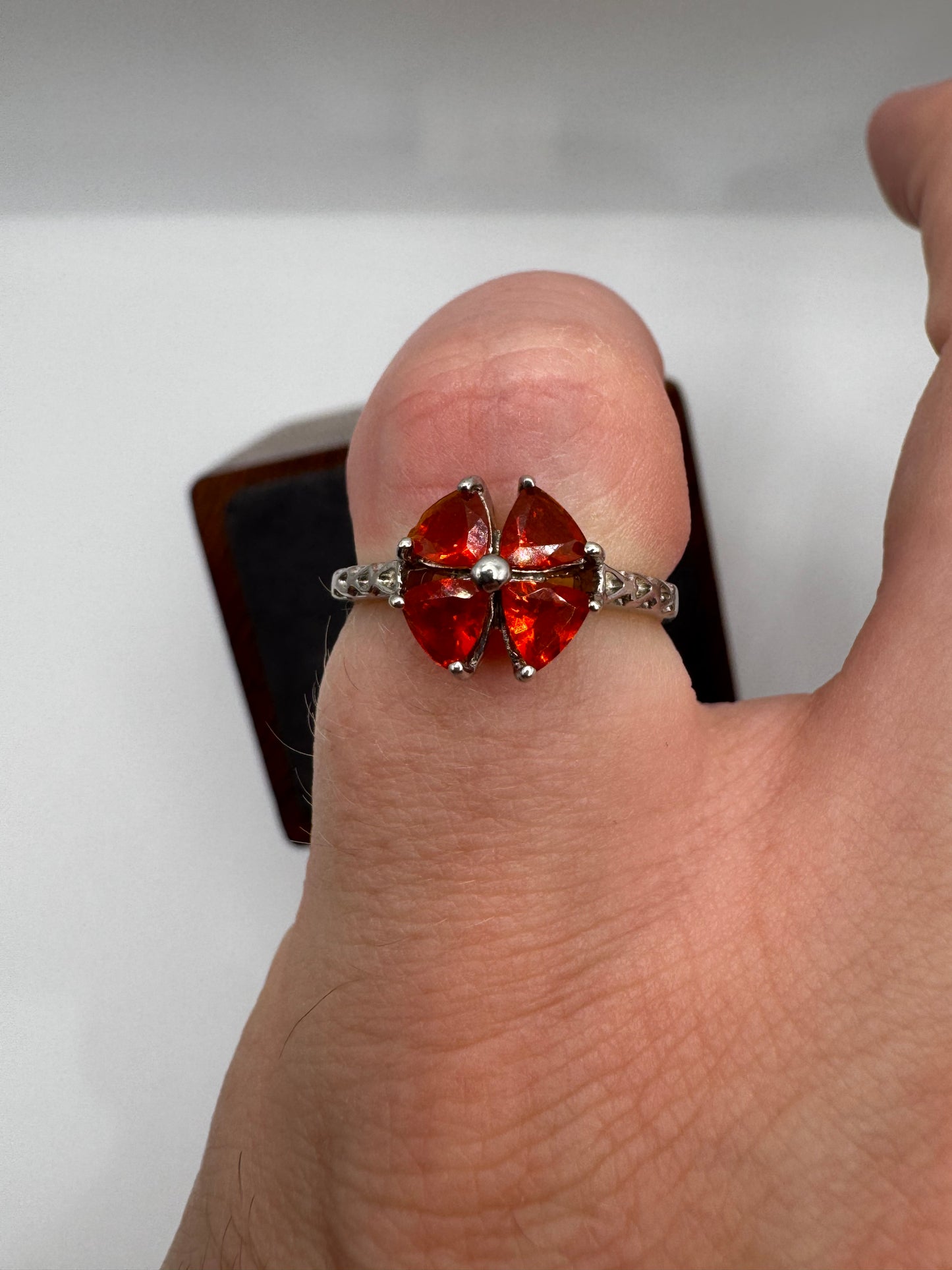 9ct white gold fire opal ring
