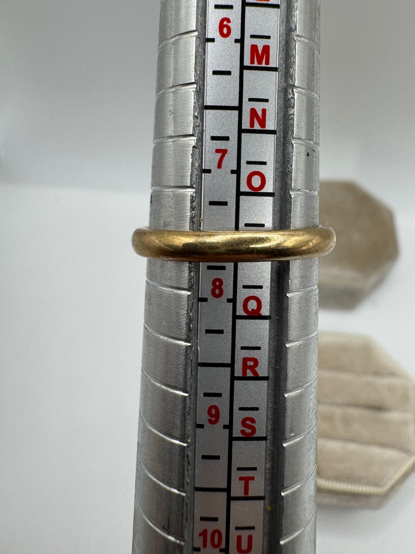 9ct gold plain band