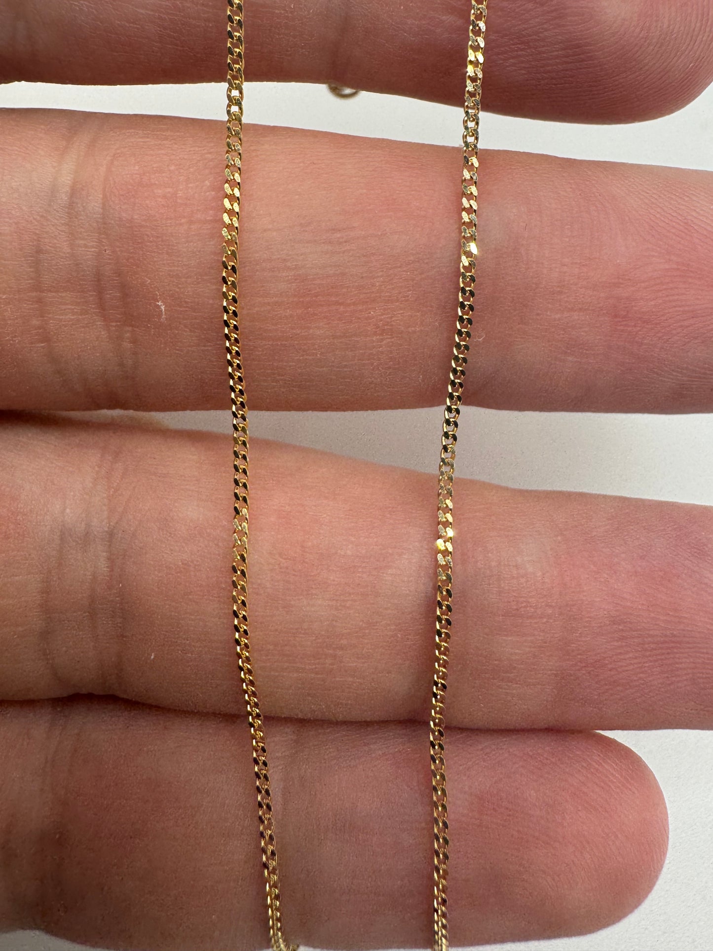 9ct gold curb chain 31