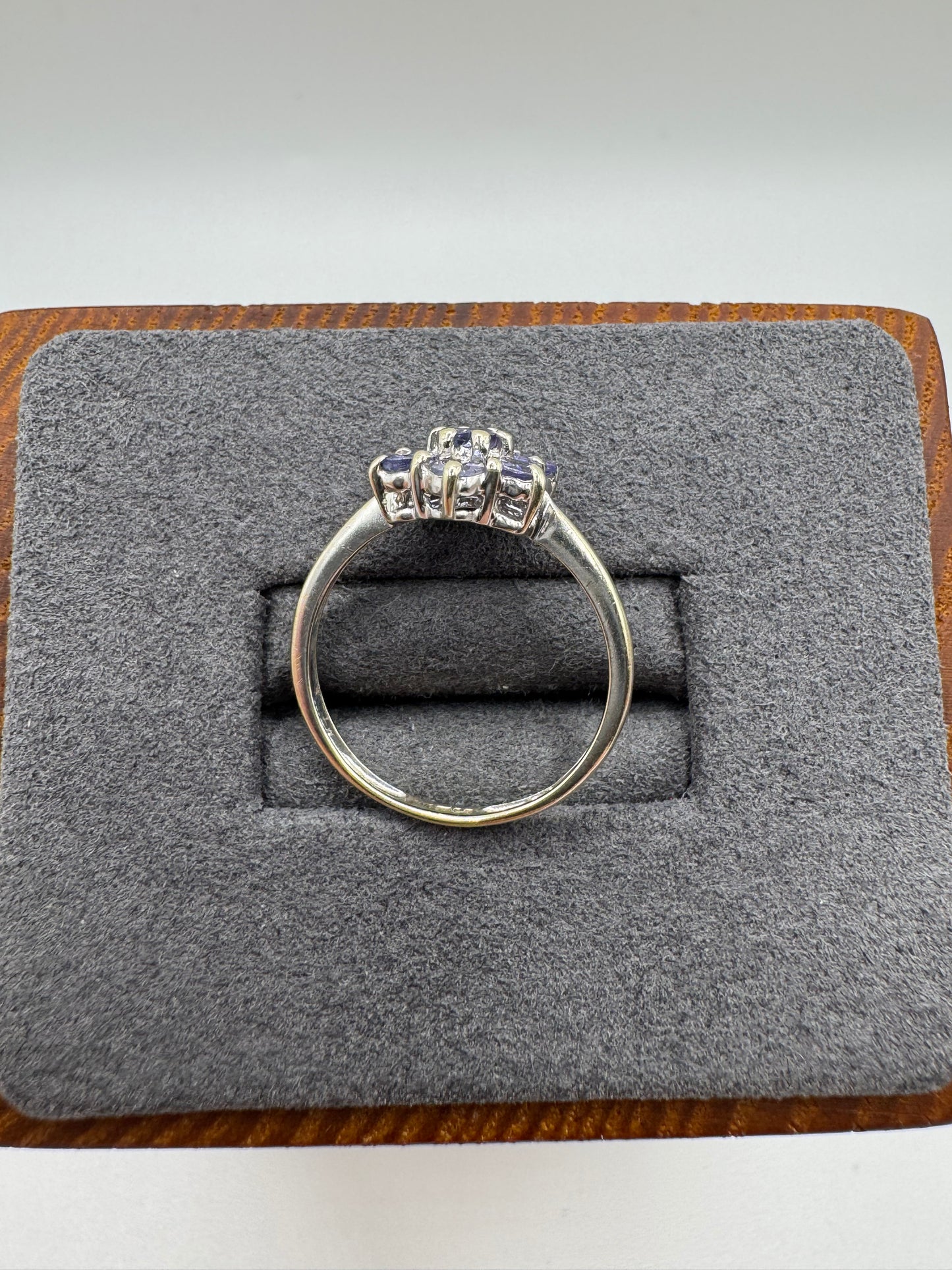 9ct white gold tanzanite cluster ring