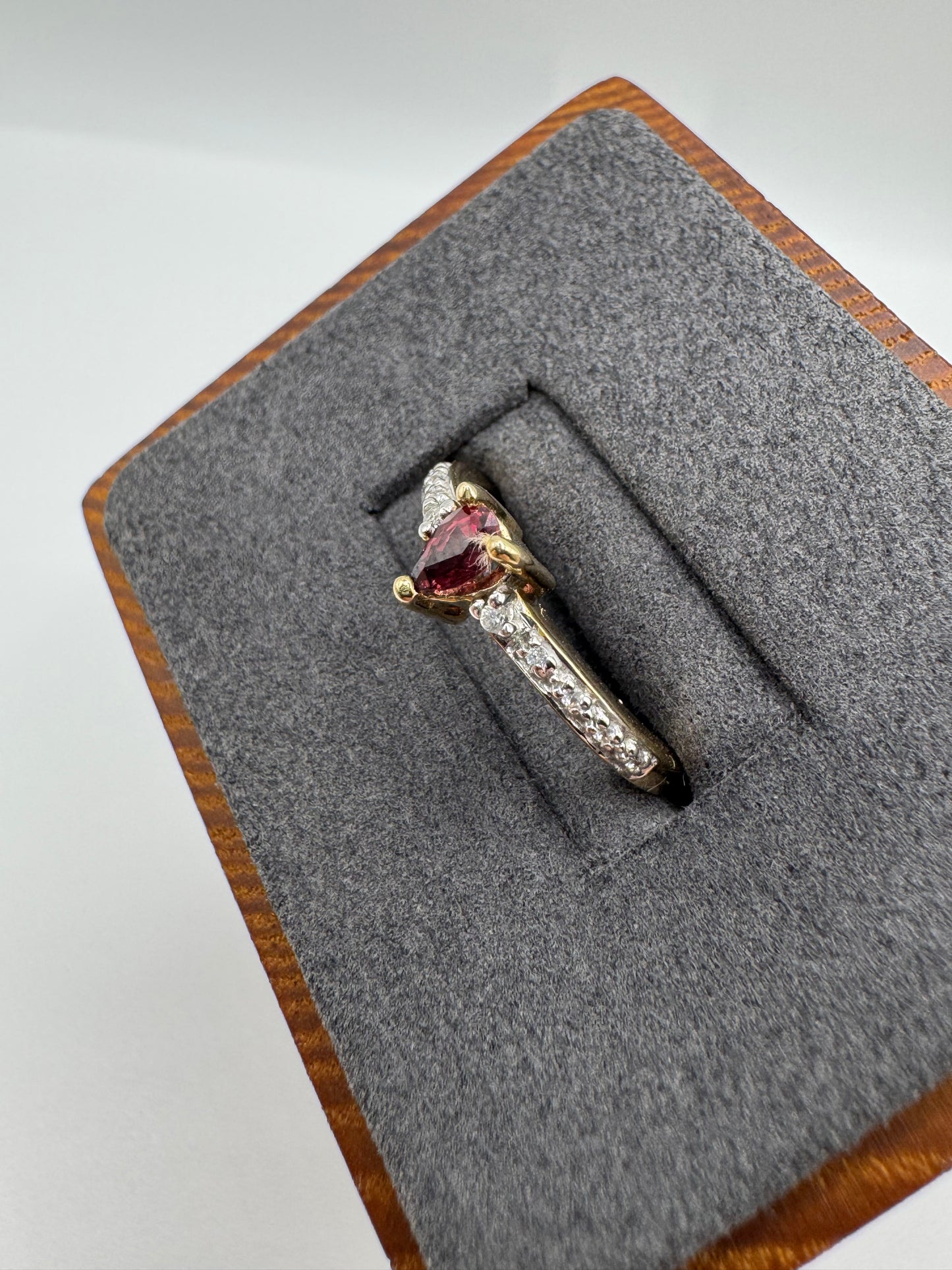 9ct gold ruby and zircon ring
