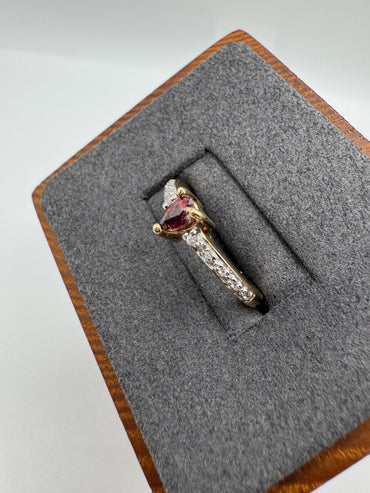 9ct gold ruby and zircon ring