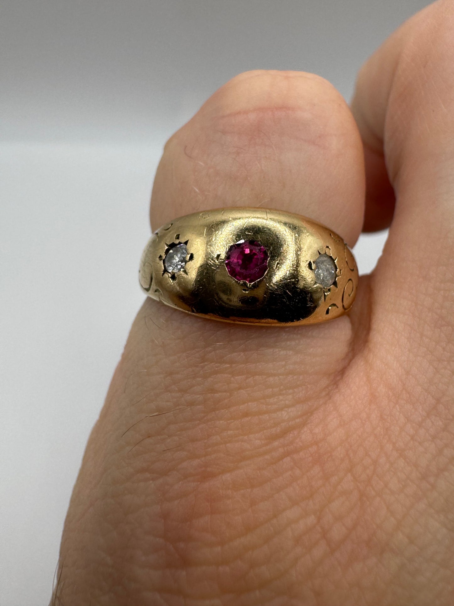 Antique 9ct gold 3 stone ruby and diamond engraved gypsy ring