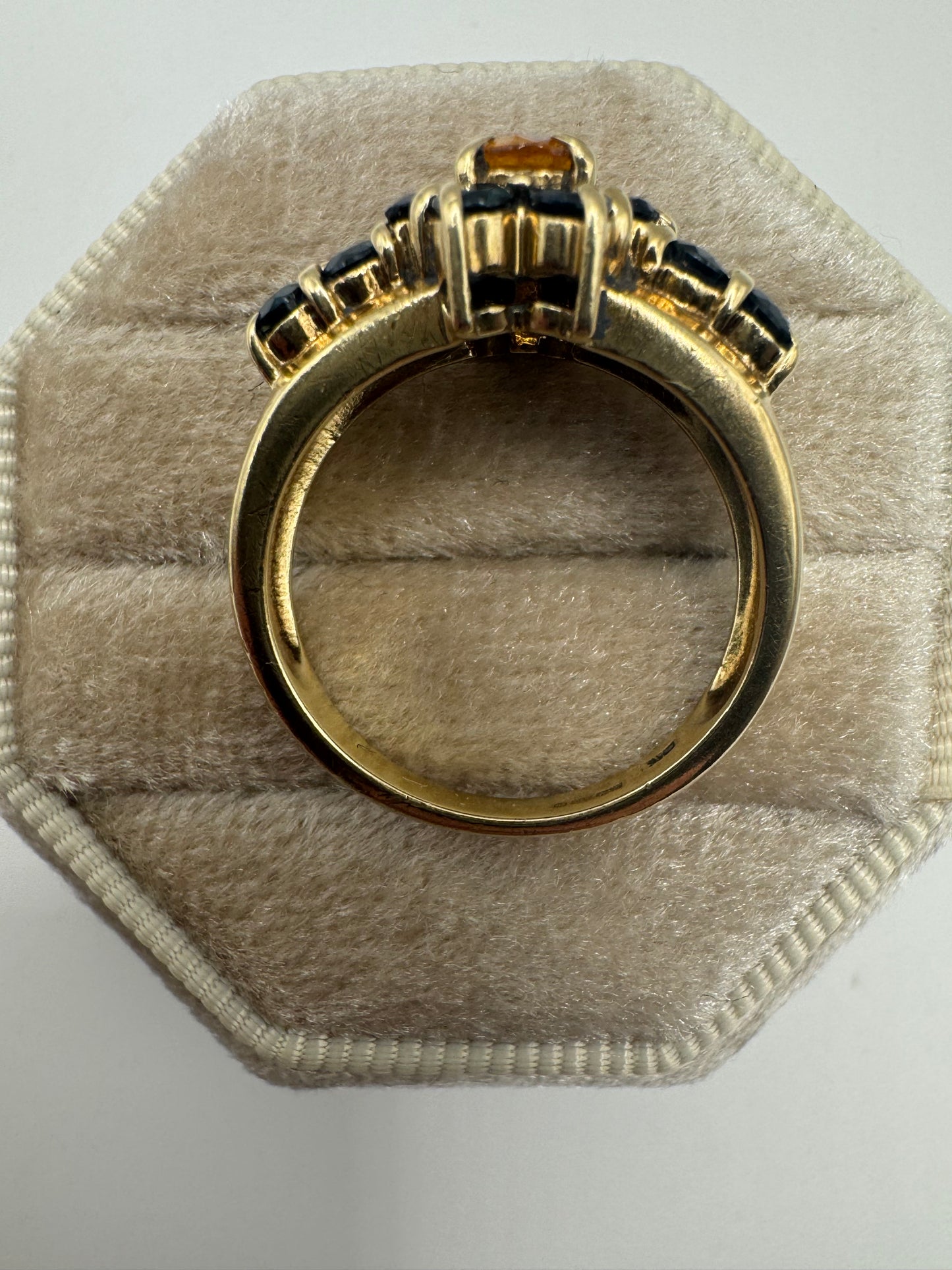 Heavy 9ct gold imperial and London blue topaz cluster ring