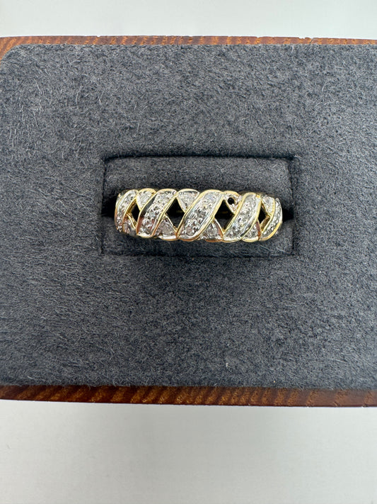 9ct gold diamond ring