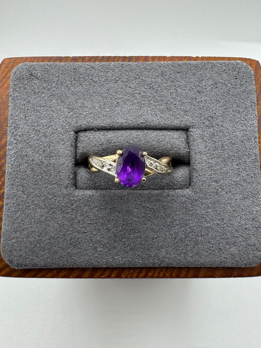 9ct gold amethyst and diamond ring