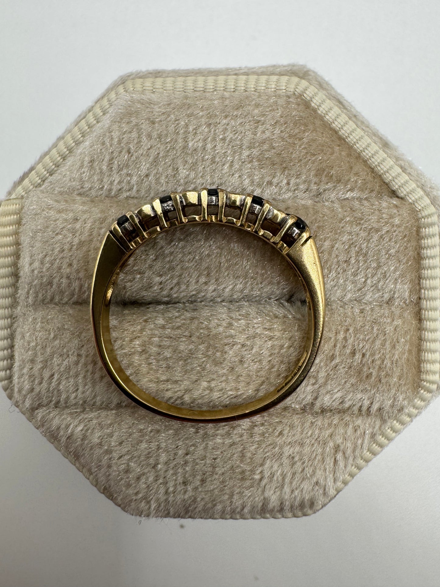 9ct gold sapphire and diamond ring
