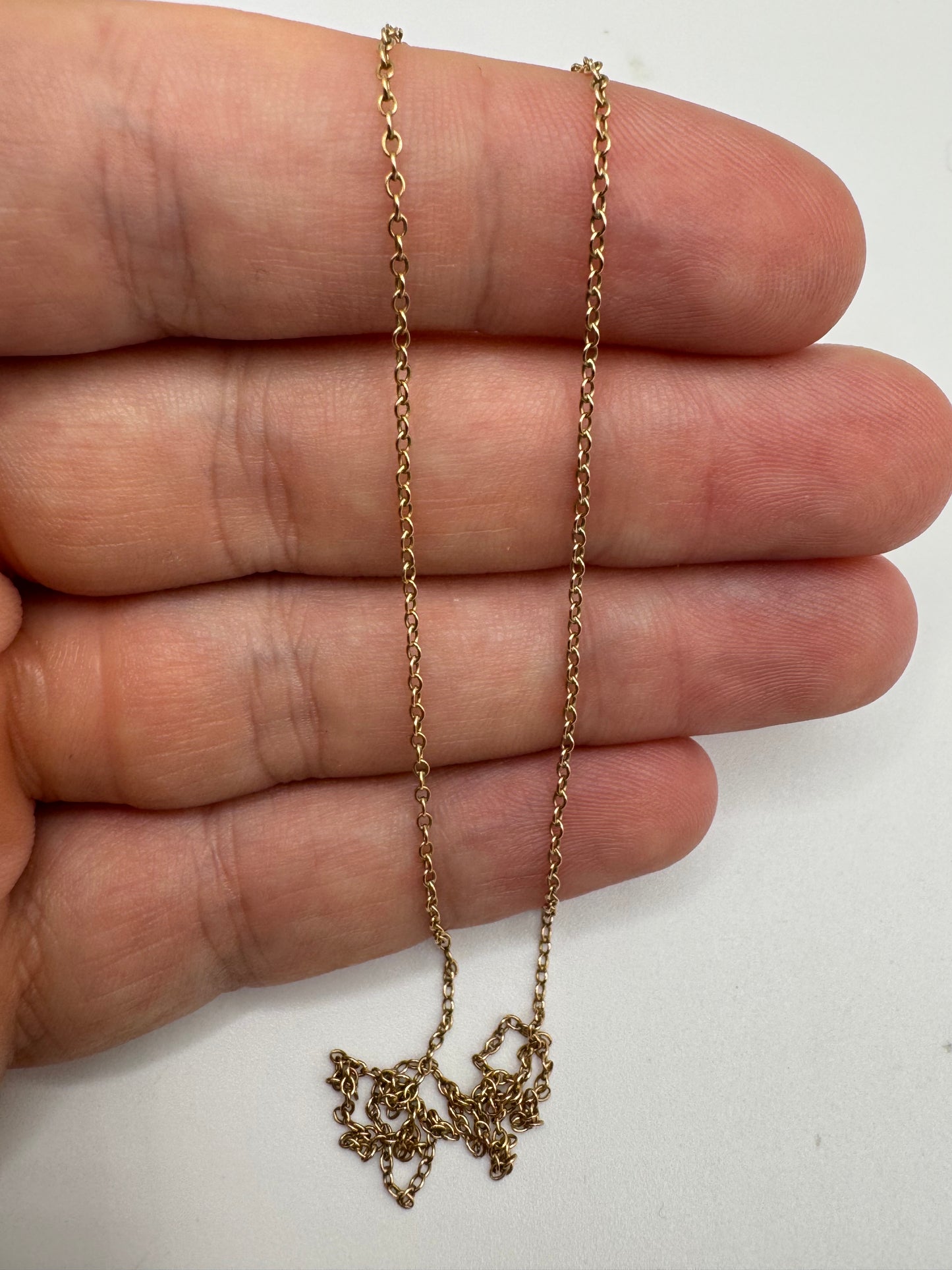9ct gold chain 72 16”