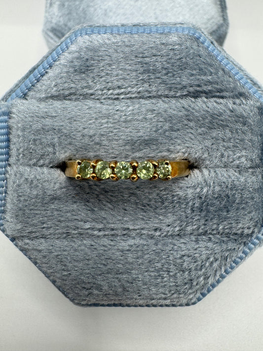 9ct gold quartz ring