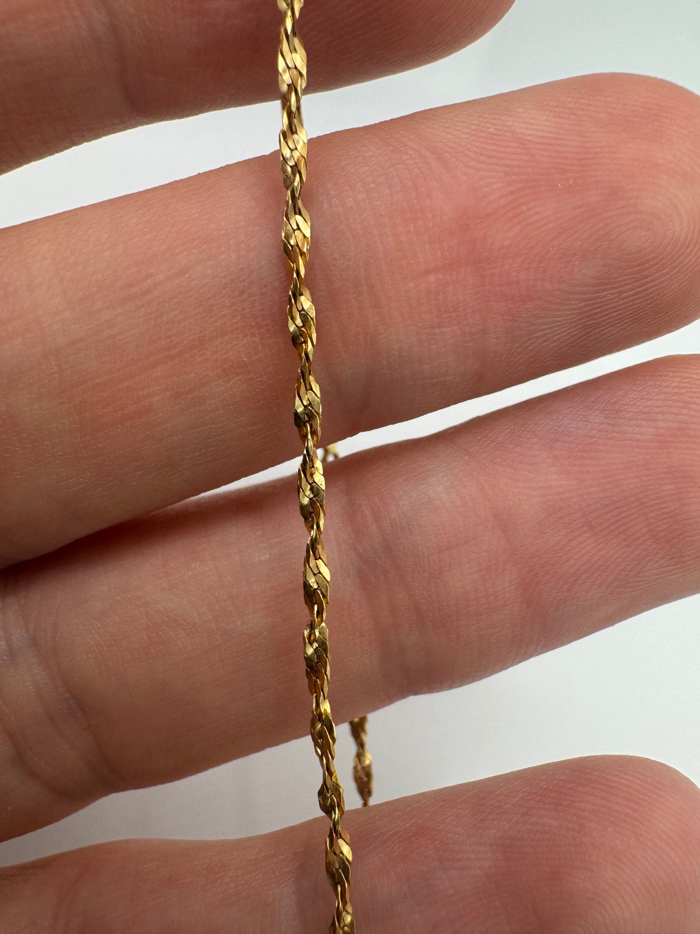 9ct gold bracelet