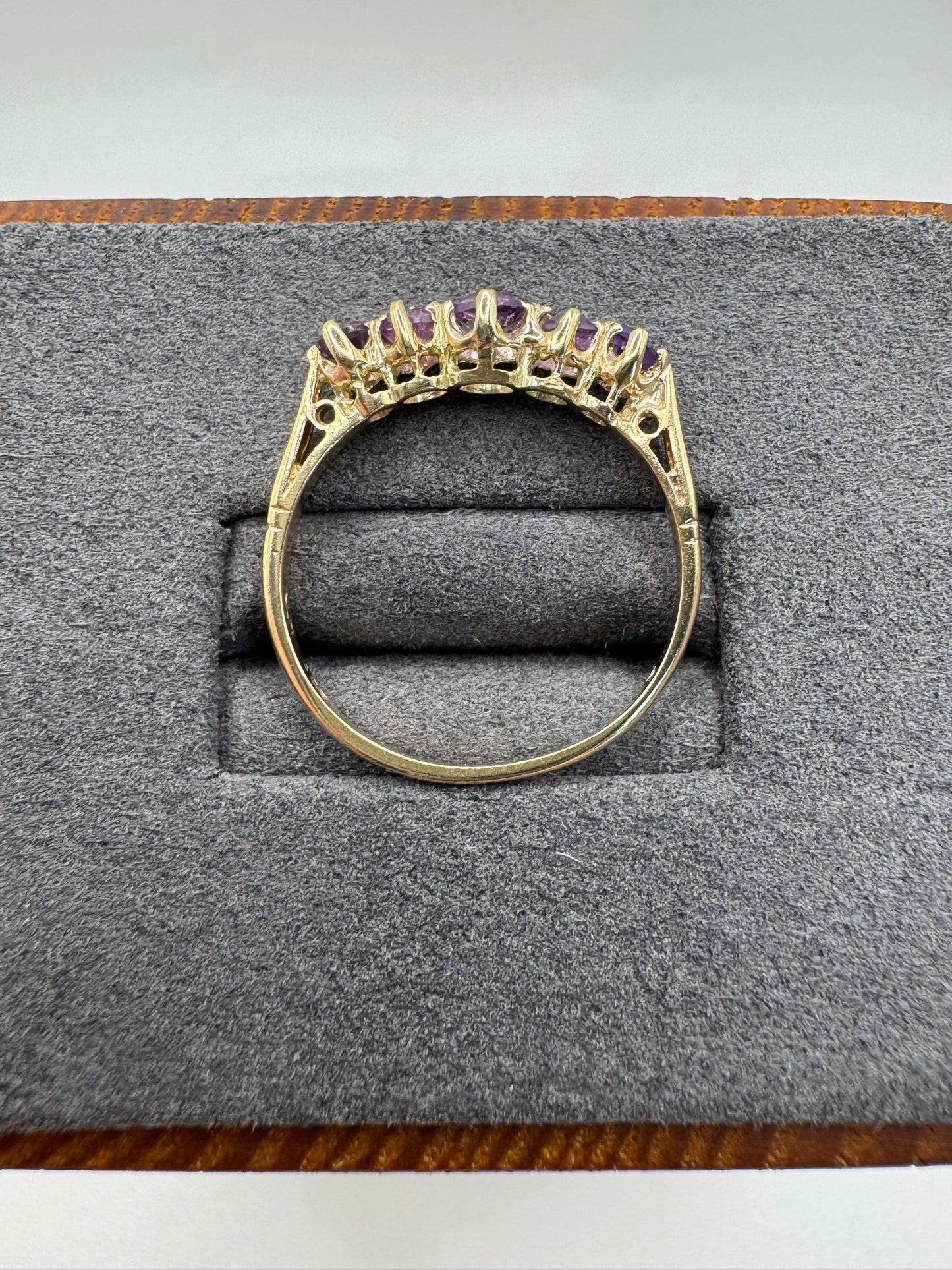 9ct gold amethyst ring