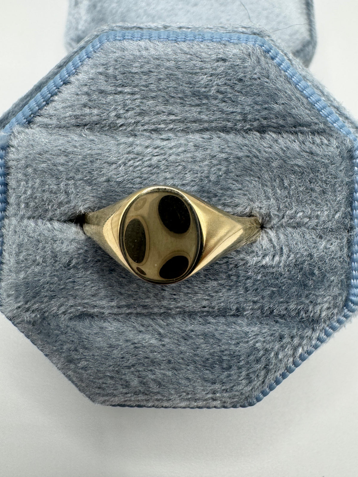 9ct gold signet ring