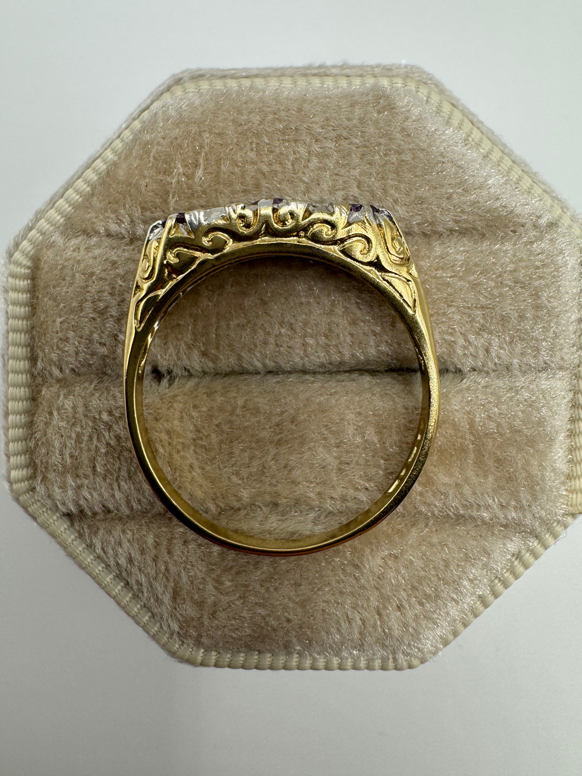 9ct gold amethyst and diamond ring