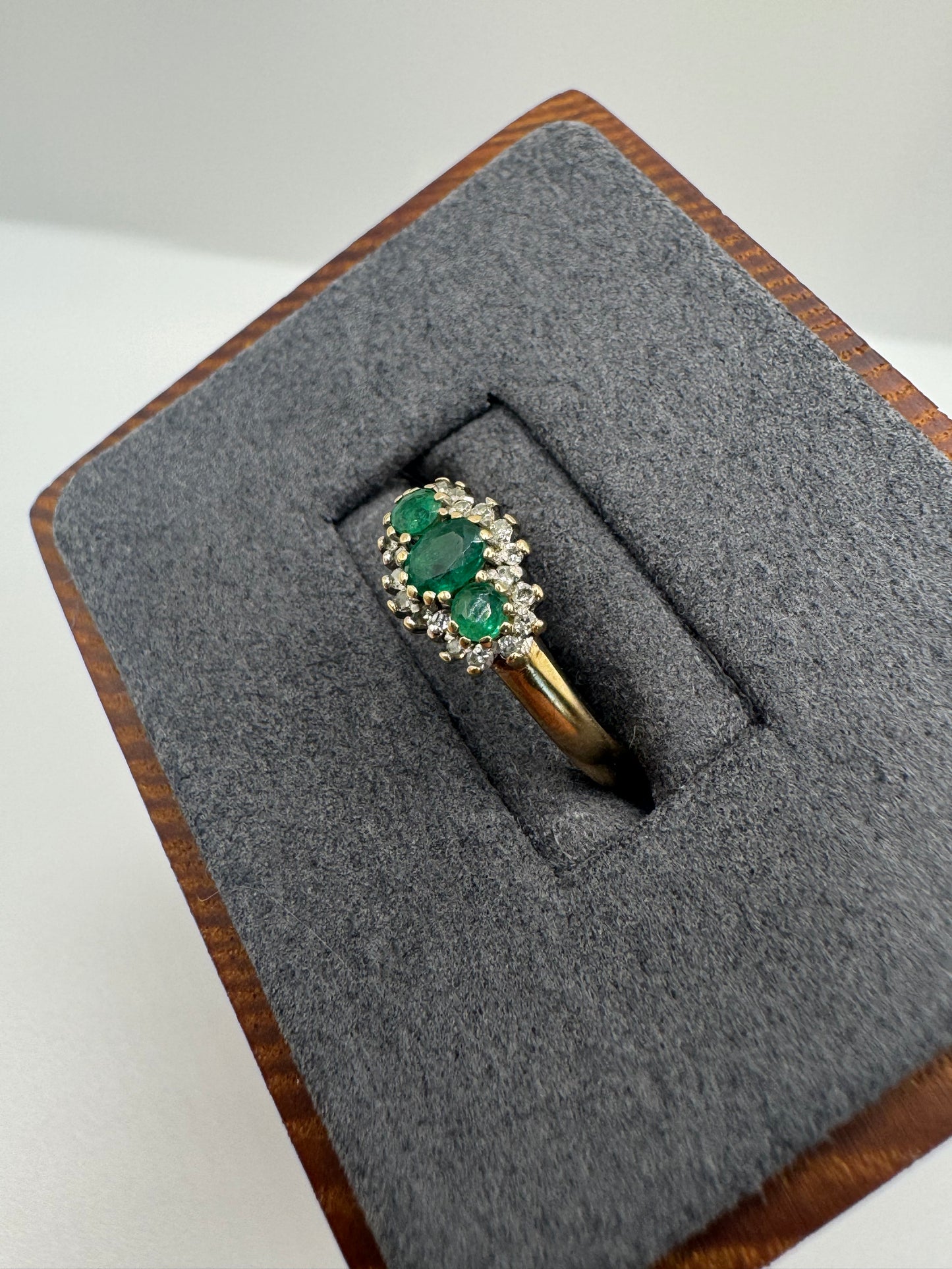 9ct gold emerald and diamond ring