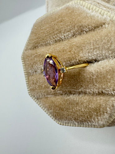 9ct gold amethyst and diamond ring