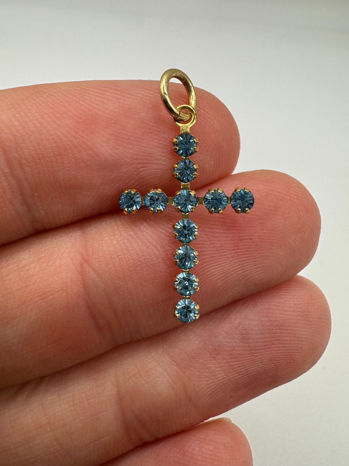 9ct gold blue topaz cross pendant