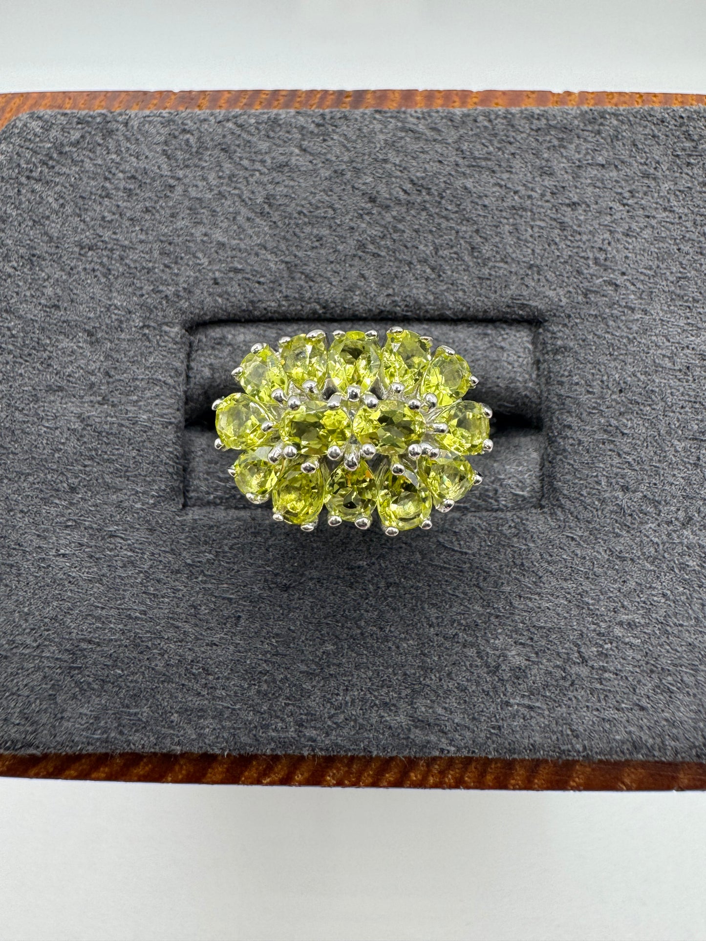 9ct white gold lemon quartz cluster ring