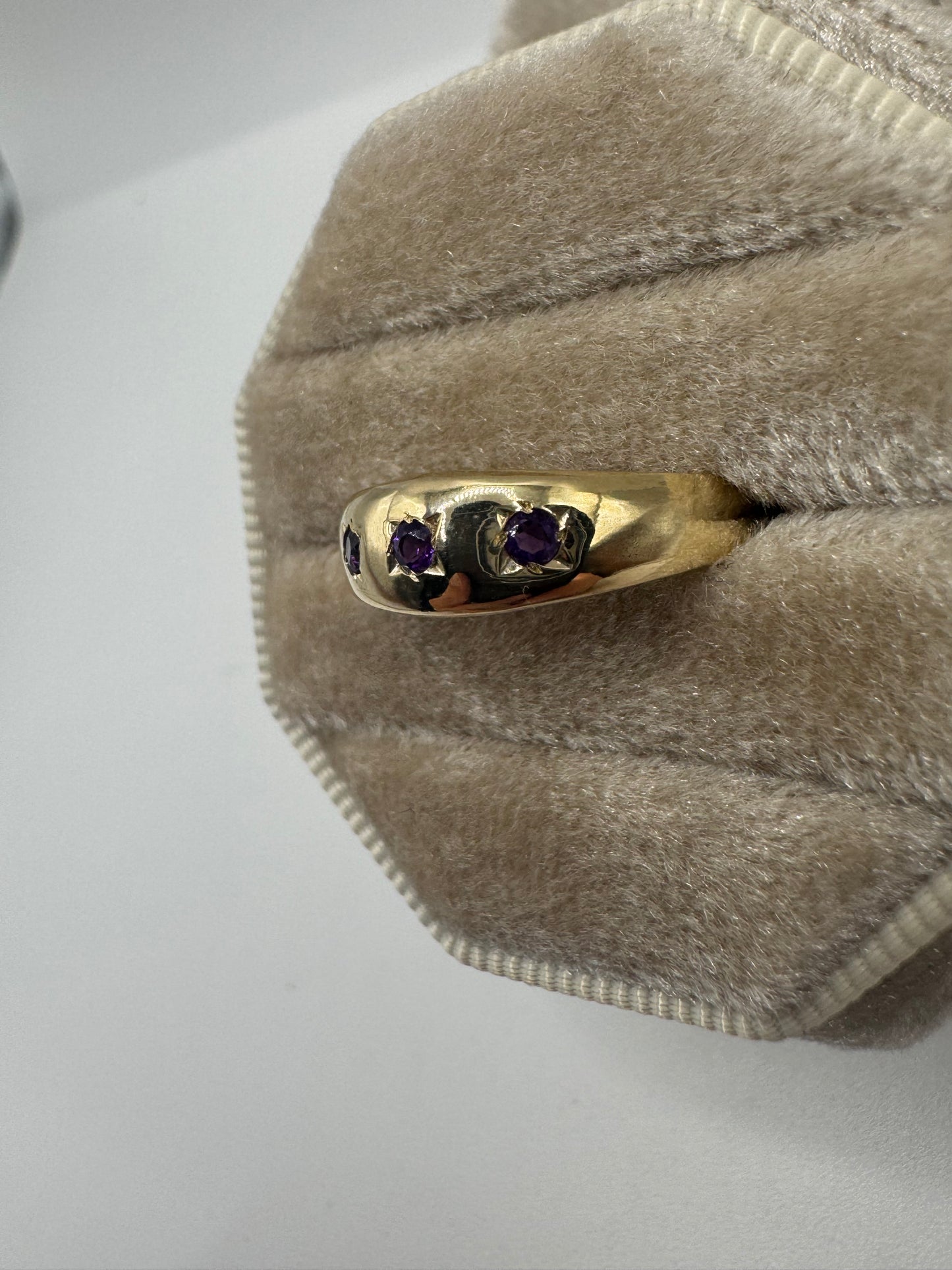 9ct gold amethyst gypsy ring