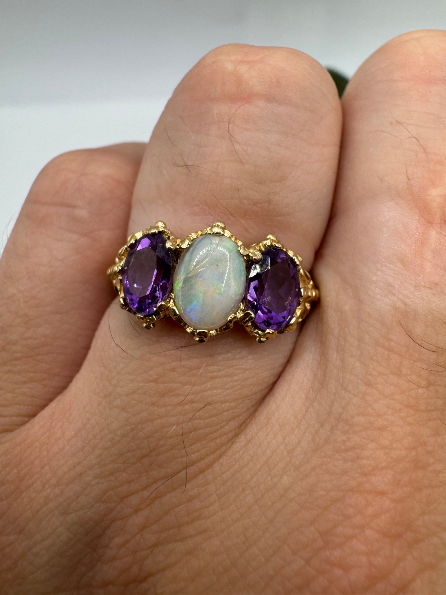 9ct gold opal and amethyst ring