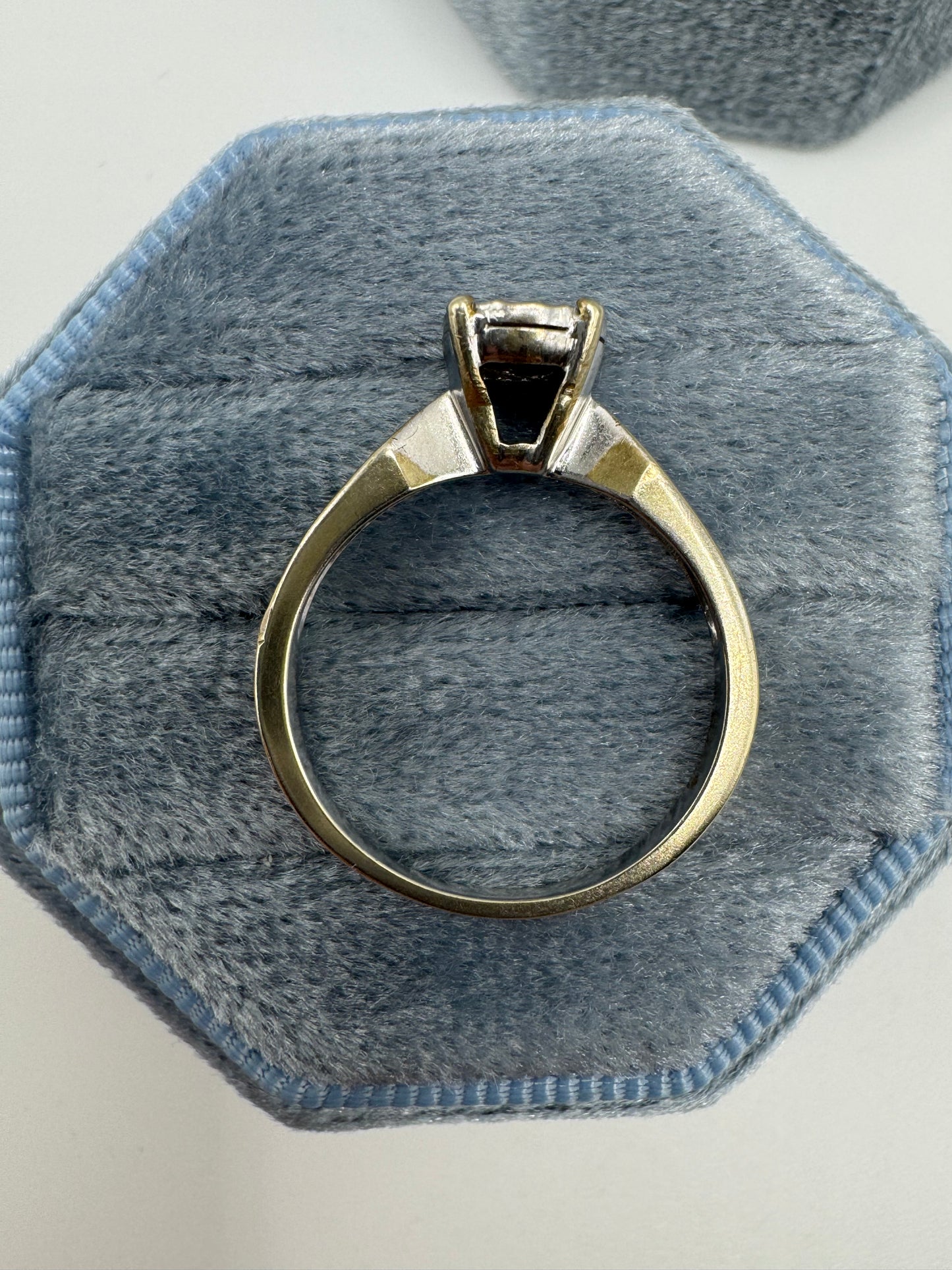 9ct gold diamond cluster ring
