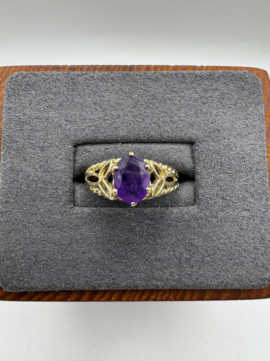 9ct gold amethyst ring
