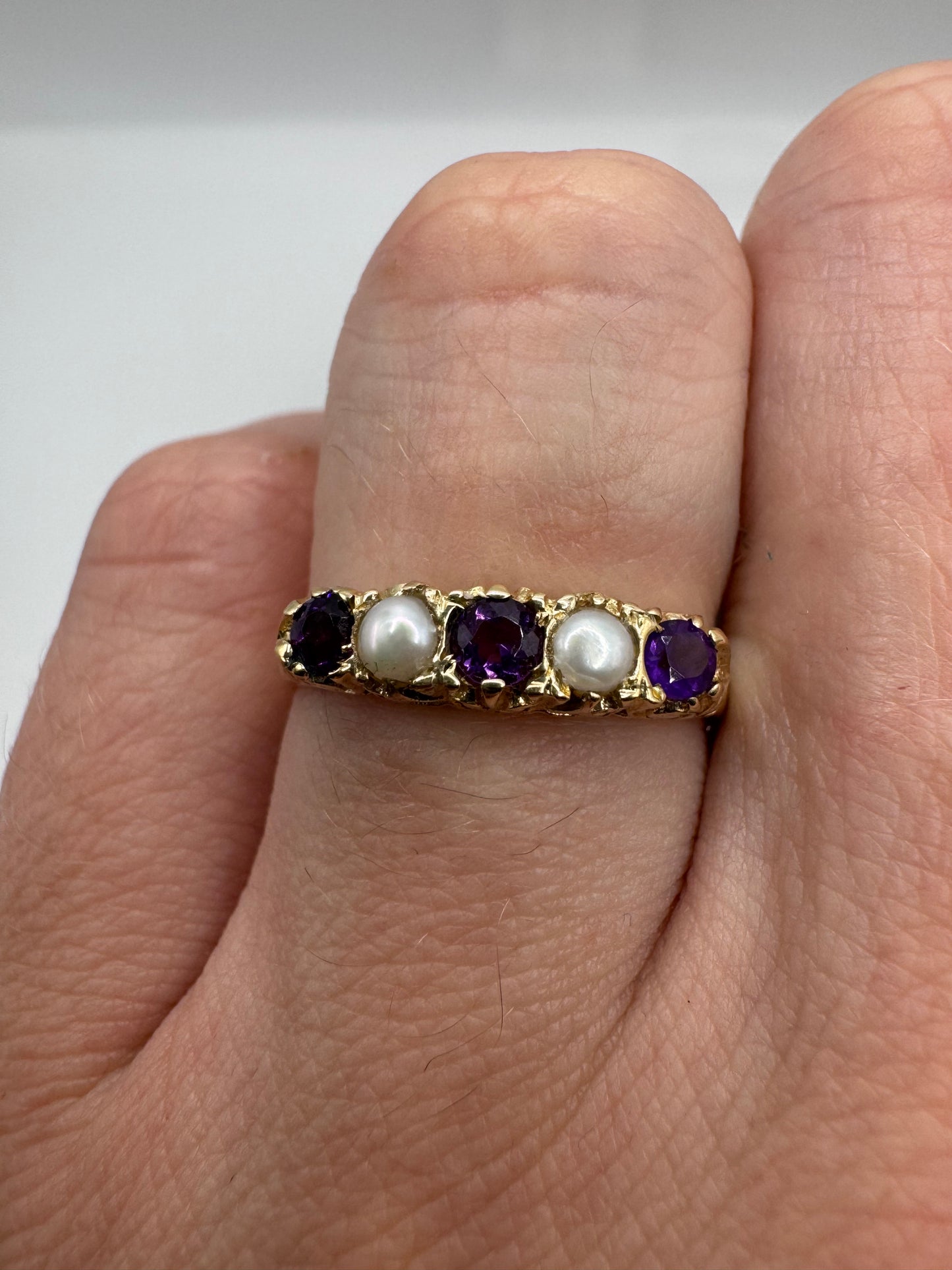 9ct gold amethyst and pearl ring