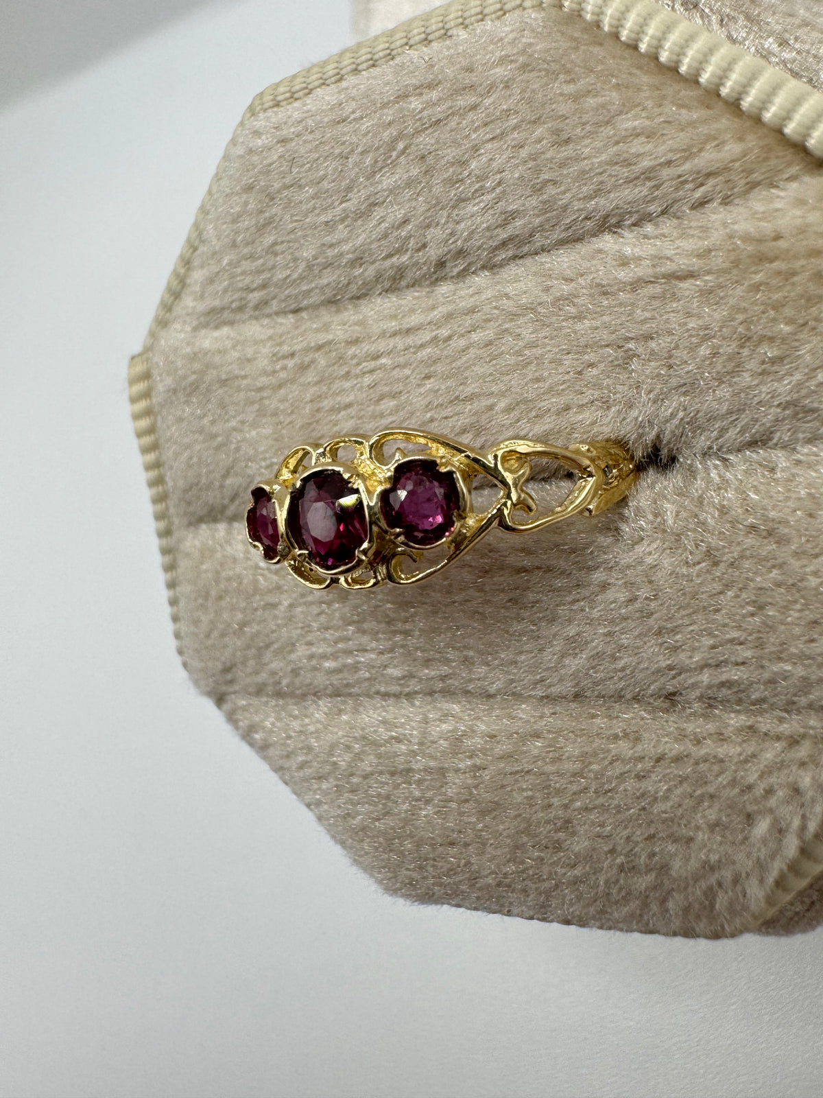 9ct gold ruby ring