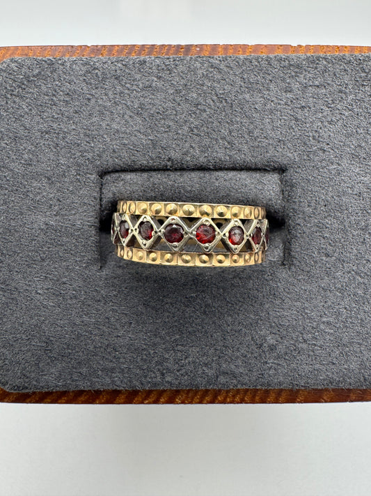 9ct gold garnet full eternity ring
