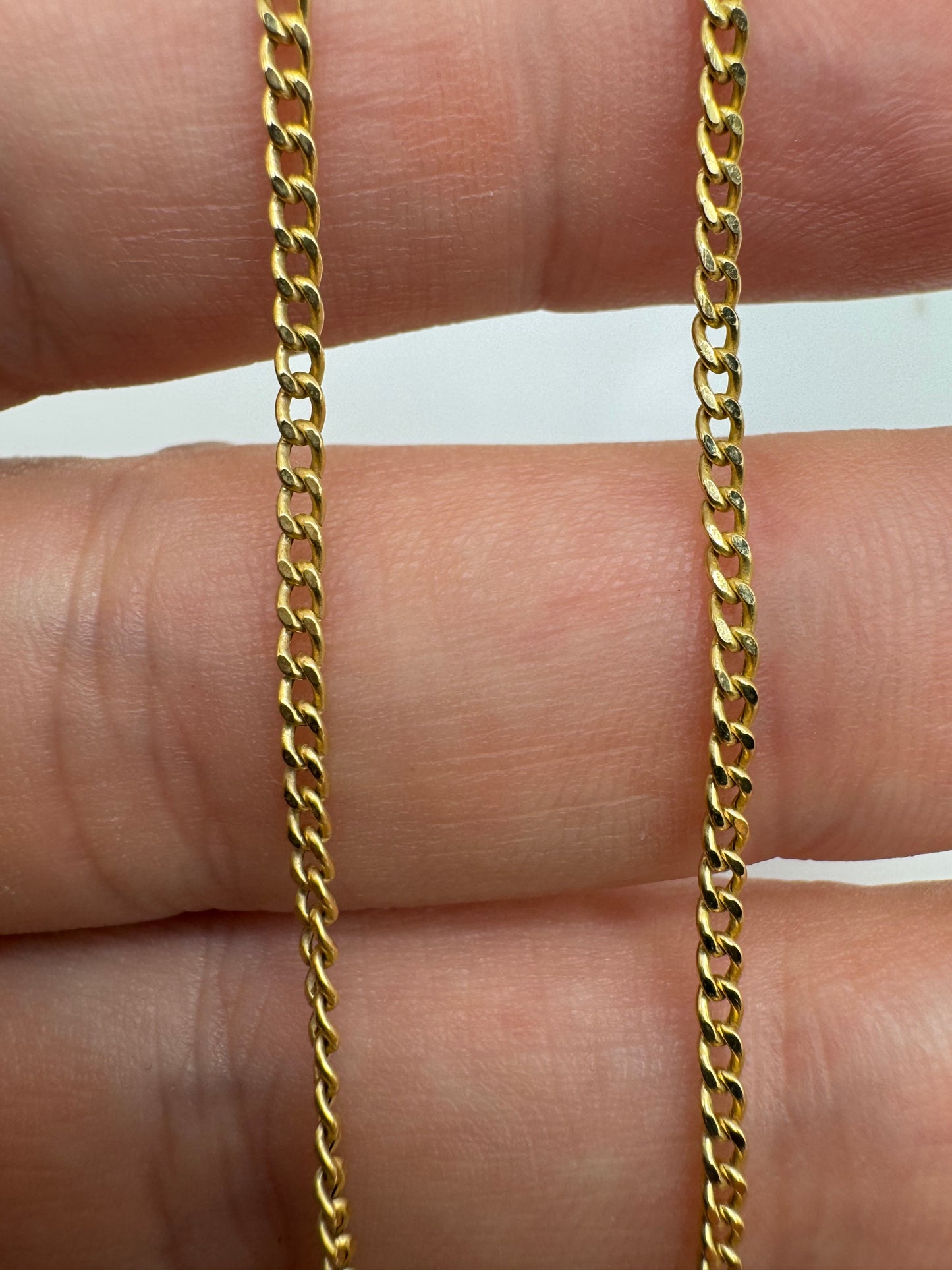 9ct gold chain 82 23”