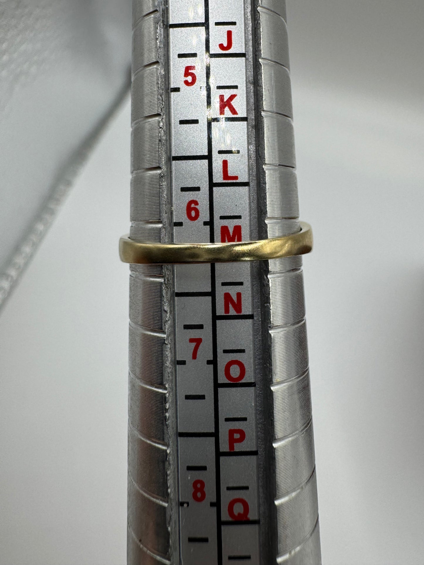 9ct gold sapphire and cz ring