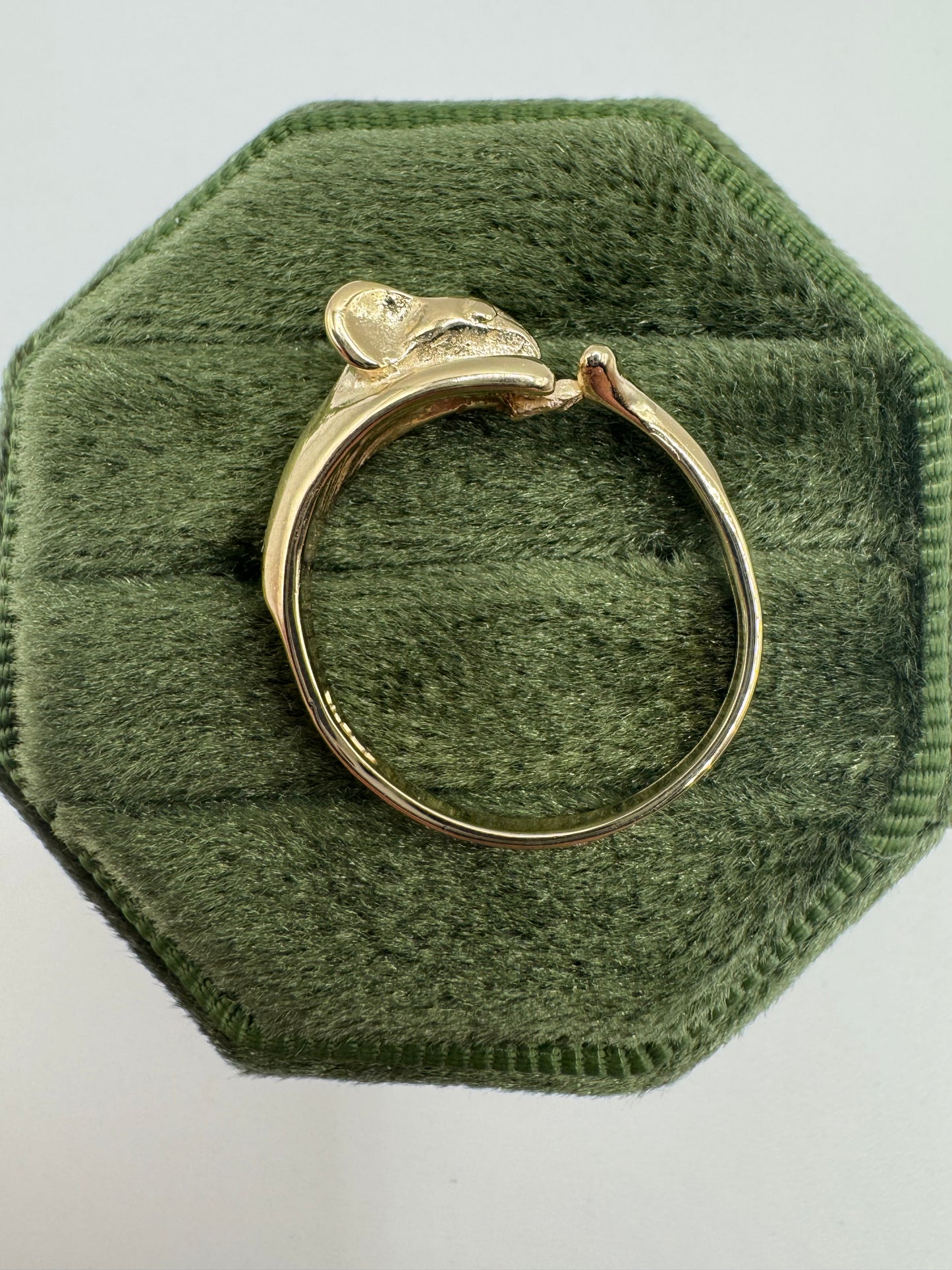 9ct gold mouse ring