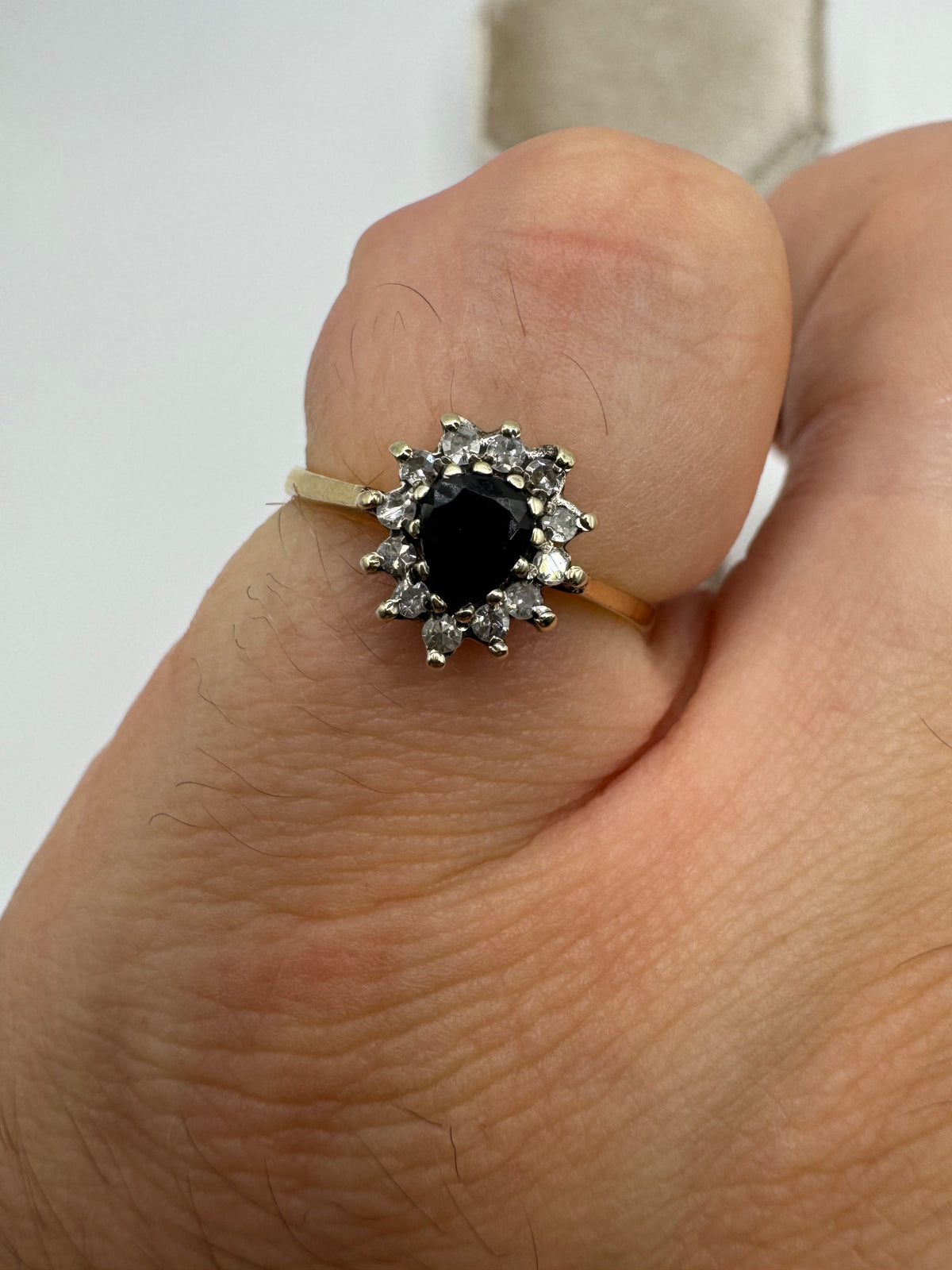 9ct gold sapphire and diamond ring