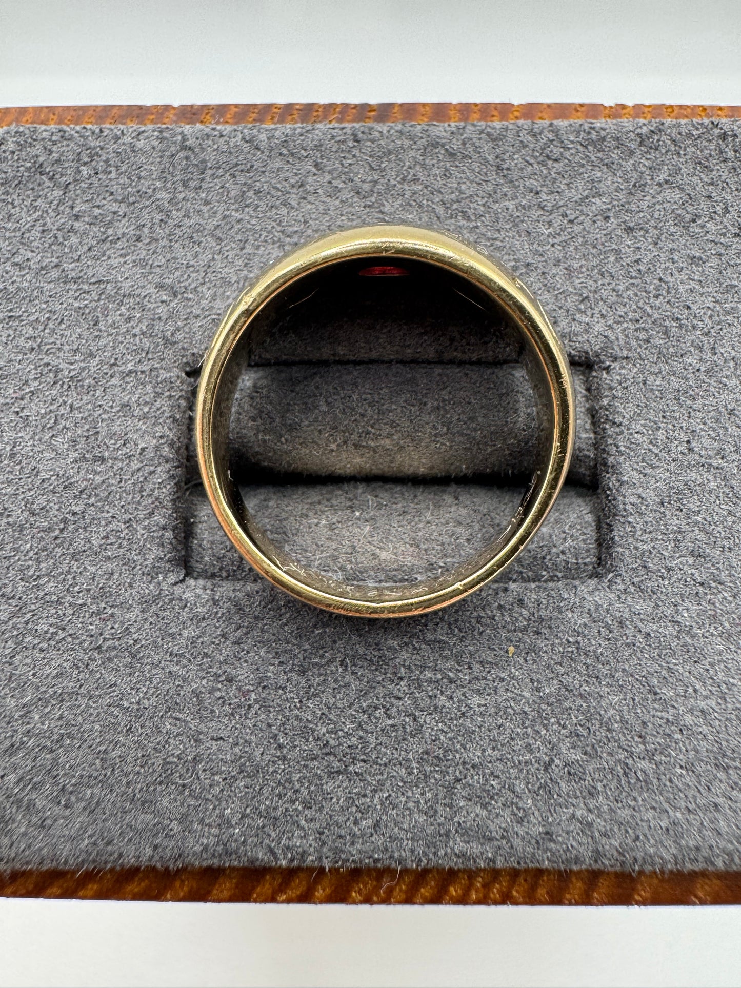 Antique 9ct gold 3 stone ruby and diamond engraved gypsy ring