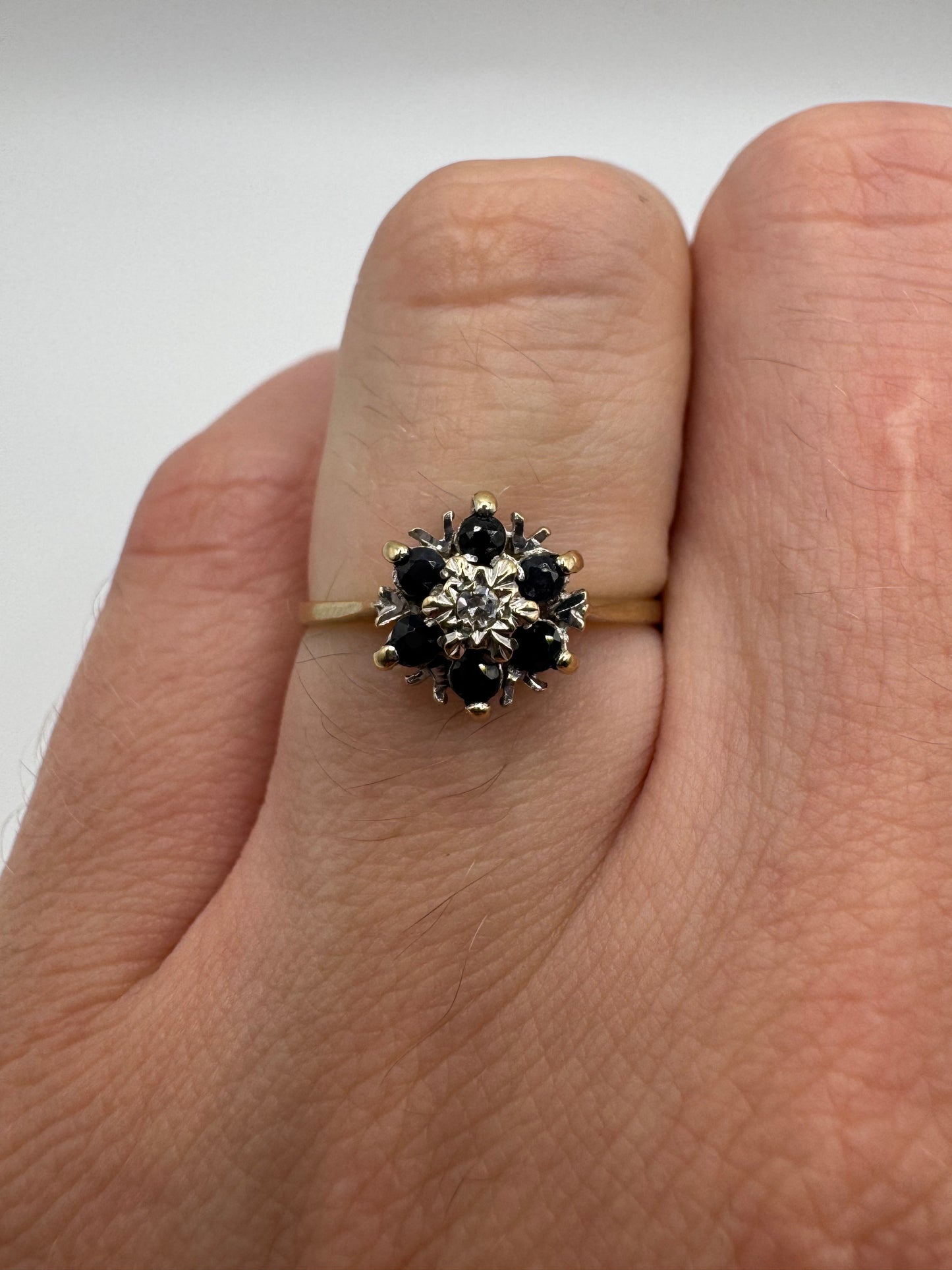 9ct gold sapphire and diamond ring