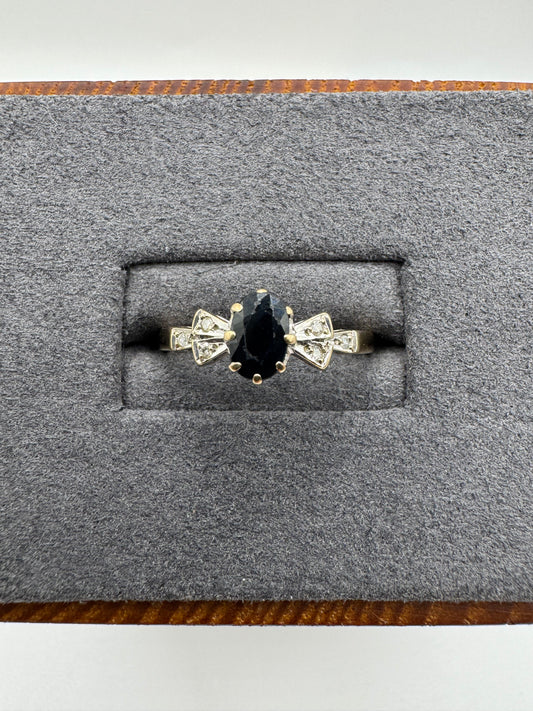 9ct gold sapphire and diamond ring