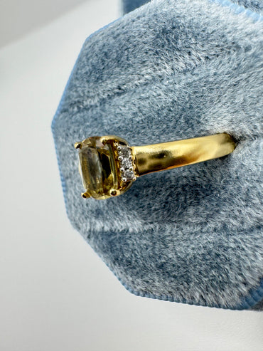 9ct gold sapphire and diamond ring
