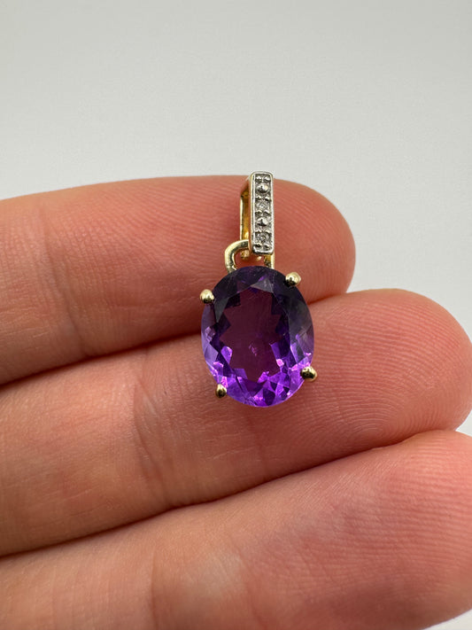 9ct gold amethyst and diamond pendant