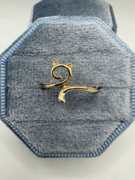 9ct gold cat ring
