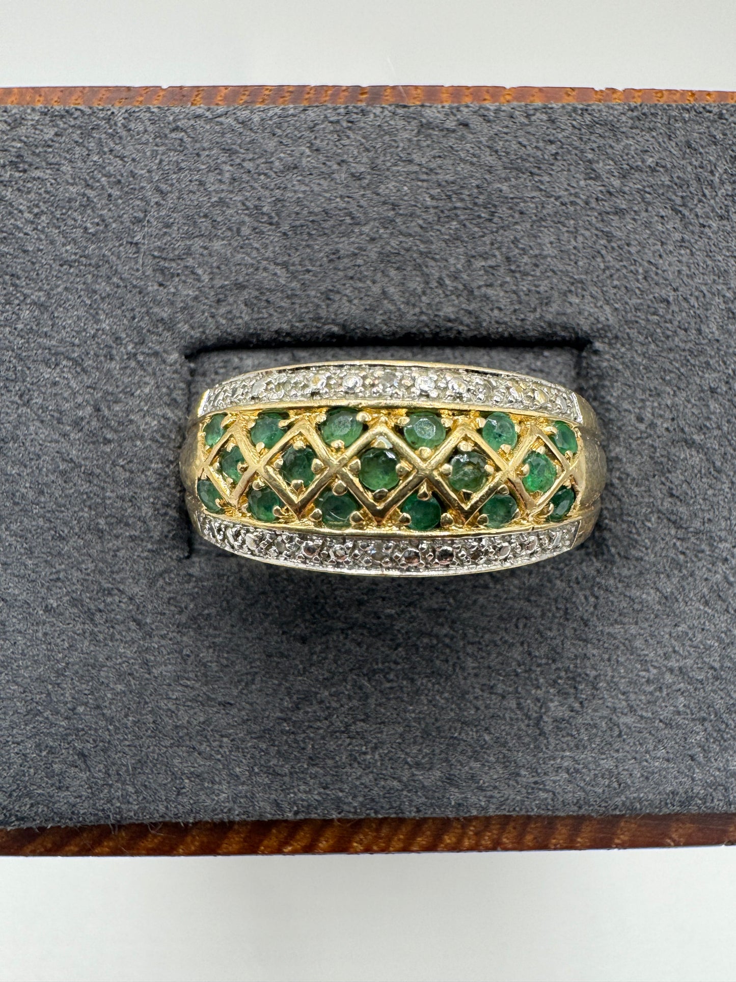 14ct gold emerald and diamond cluster ring