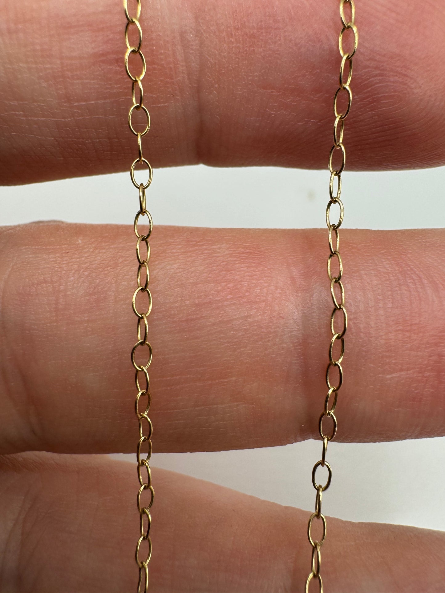 9ct gold chain 19