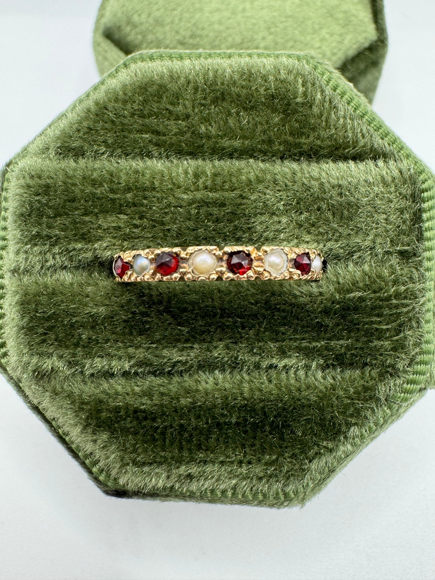 9ct gold garnet and pearl full eternity ring
